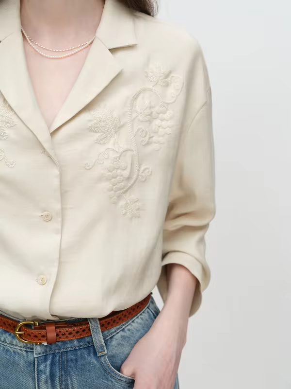 ZIQIAO Petite Size Thin Old Money Style Holiday Linen Embroidered Shirt Women 2025 New High-end Temperament Shirt