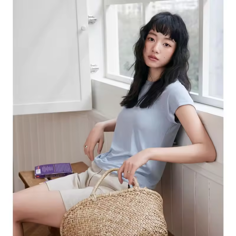Women's Straight-Shoulder T-Shirt: Slim-Fit, Slimming Mid-Length Sleeves, Round Neck Short-Sleeve Top Soft Breathable Summer Bas