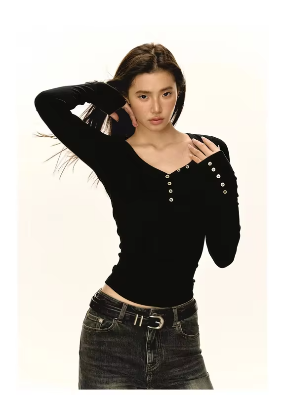 Retro V-neck Button-up Long-sleeved T-shirt for Women Fitted Waist Slimming Ribbed Base Layer Top